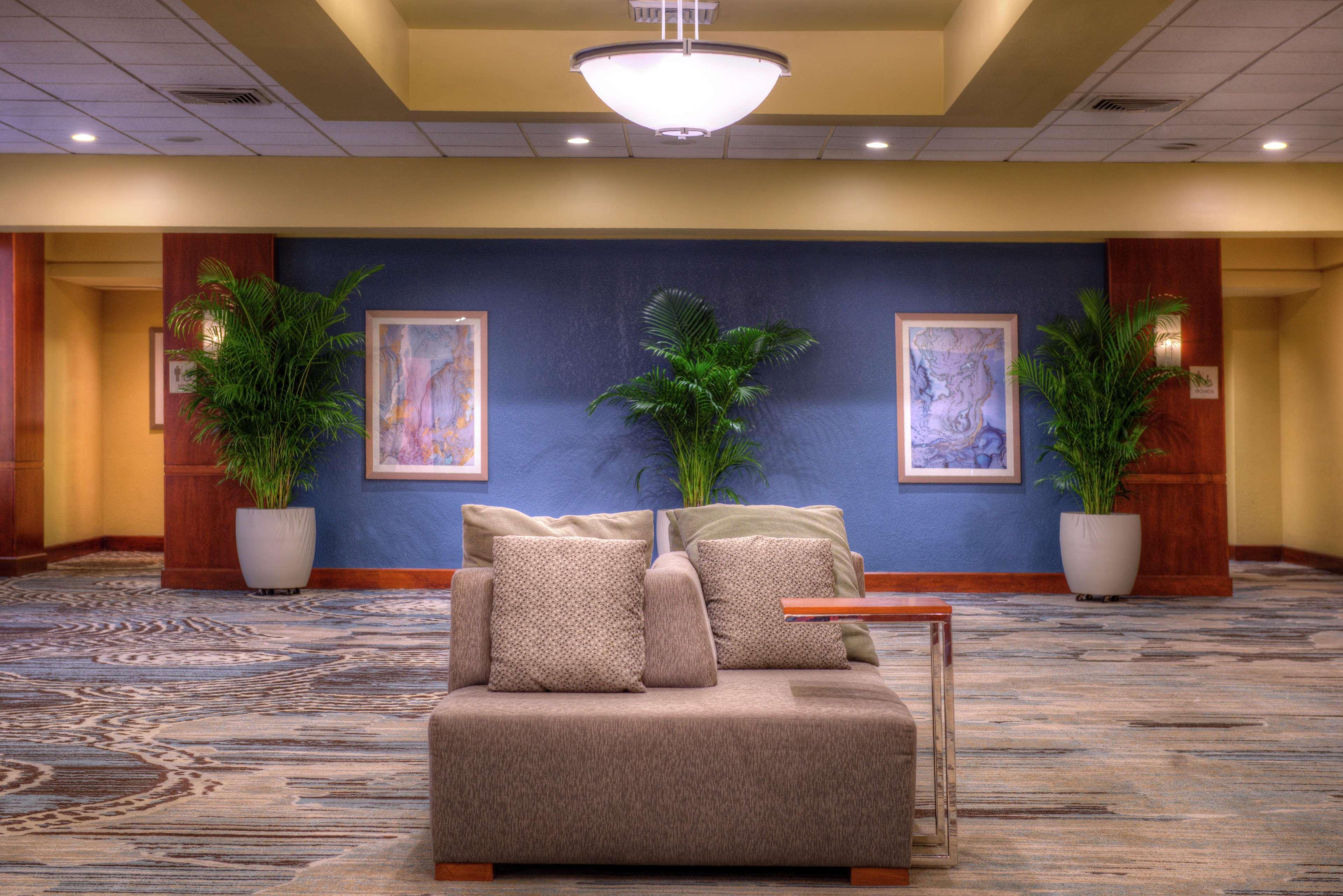 Doubletree By Hilton Hotel Tampa Airport-Westshore Buitenkant foto